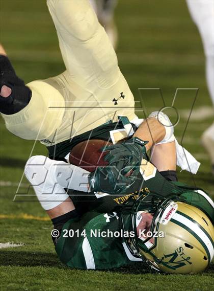Thumbnail 2 in Mission Prep vs. St. Monica photogallery.