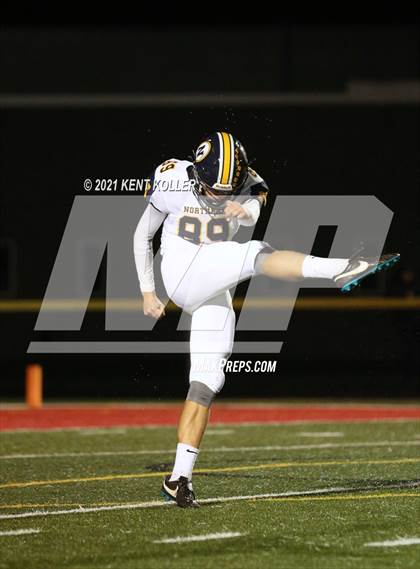 Thumbnail 2 in Port Huron Northern @ Romeo photogallery.