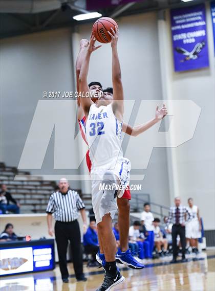 Thumbnail 3 in Jefferson vs Lanier [Sidney] photogallery.