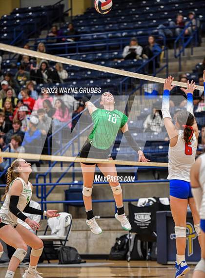 Thumbnail 3 in Tatum vs. Sabine (UIL 3A Region Bi-District) photogallery.