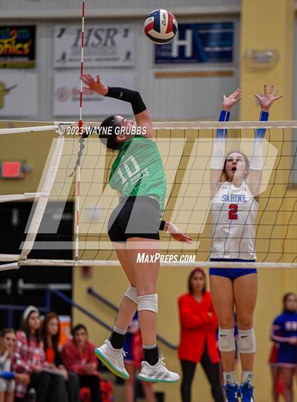 Thumbnail 1 in Tatum vs. Sabine (UIL 3A Region Bi-District) photogallery.