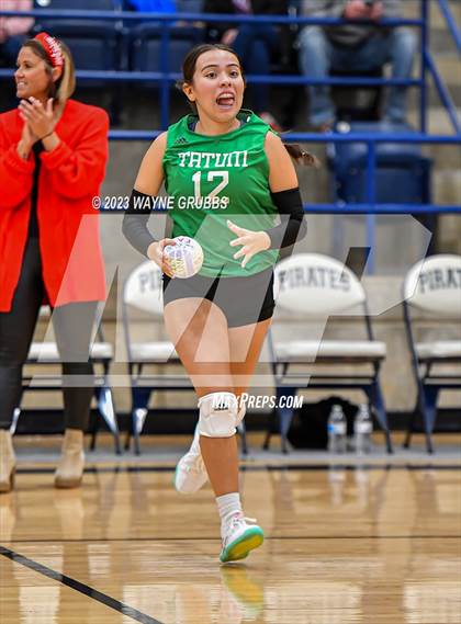 Thumbnail 3 in Tatum vs. Sabine (UIL 3A Region Bi-District) photogallery.