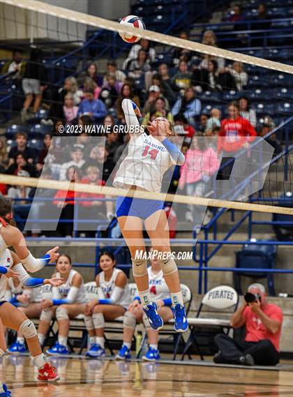 Thumbnail 1 in Tatum vs. Sabine (UIL 3A Region Bi-District) photogallery.