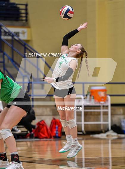 Thumbnail 1 in Tatum vs. Sabine (UIL 3A Region Bi-District) photogallery.