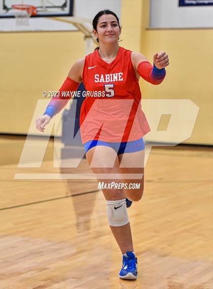 Thumbnail 2 in Tatum vs. Sabine (UIL 3A Region Bi-District) photogallery.