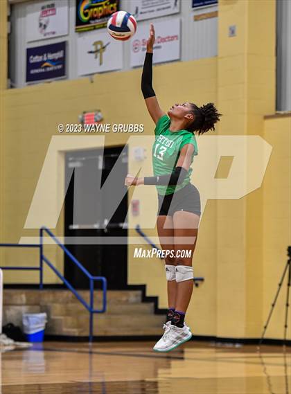 Thumbnail 1 in Tatum vs. Sabine (UIL 3A Region Bi-District) photogallery.