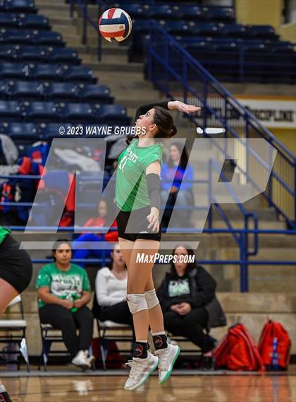 Thumbnail 3 in Tatum vs. Sabine (UIL 3A Region Bi-District) photogallery.