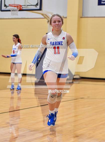 Thumbnail 1 in Tatum vs. Sabine (UIL 3A Region Bi-District) photogallery.