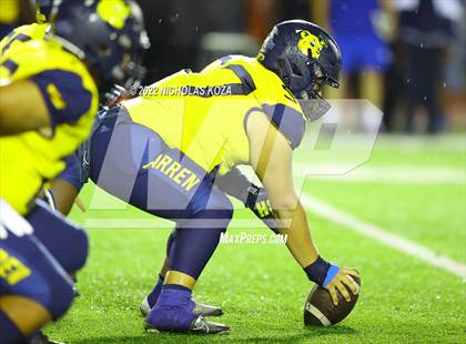 Thumbnail 2 in Warren vs. Serra photogallery.