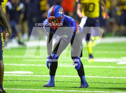Thumbnail 1 in Warren vs. Serra photogallery.