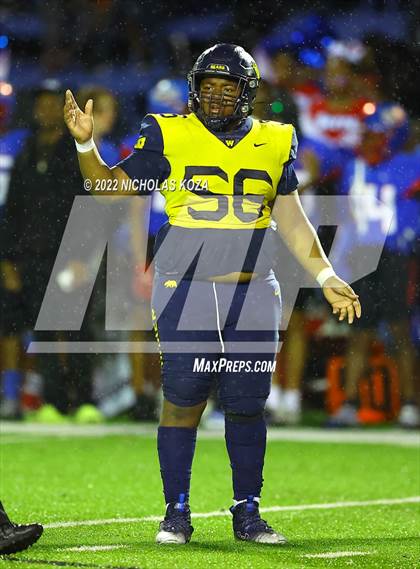 Thumbnail 1 in Warren vs. Serra photogallery.
