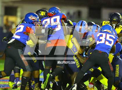 Thumbnail 3 in Warren vs. Serra photogallery.