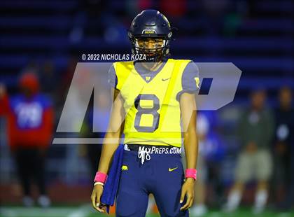 Thumbnail 1 in Warren vs. Serra photogallery.