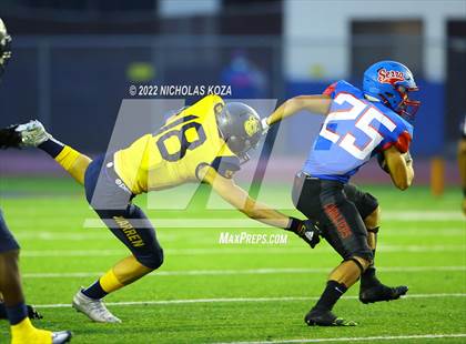 Thumbnail 3 in Warren vs. Serra photogallery.