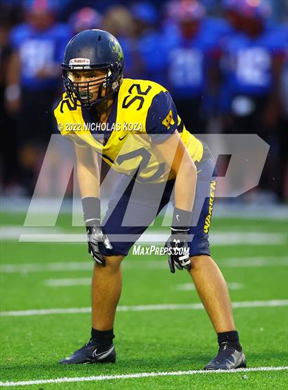 Thumbnail 1 in Warren vs. Serra photogallery.