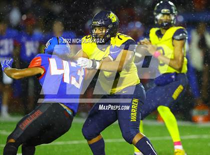 Thumbnail 1 in Warren vs. Serra photogallery.