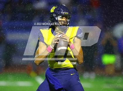 Thumbnail 3 in Warren vs. Serra photogallery.