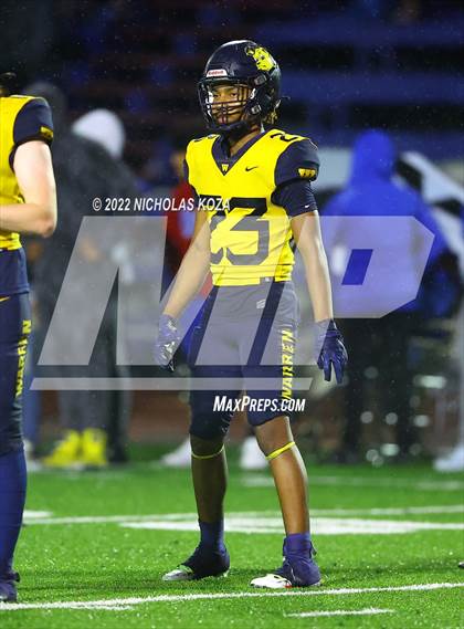 Thumbnail 2 in Warren vs. Serra photogallery.