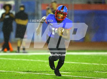 Thumbnail 3 in Warren vs. Serra photogallery.