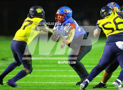 Thumbnail 3 in Warren vs. Serra photogallery.