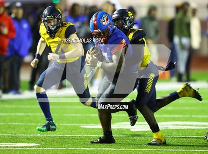 Thumbnail 1 in Warren vs. Serra photogallery.