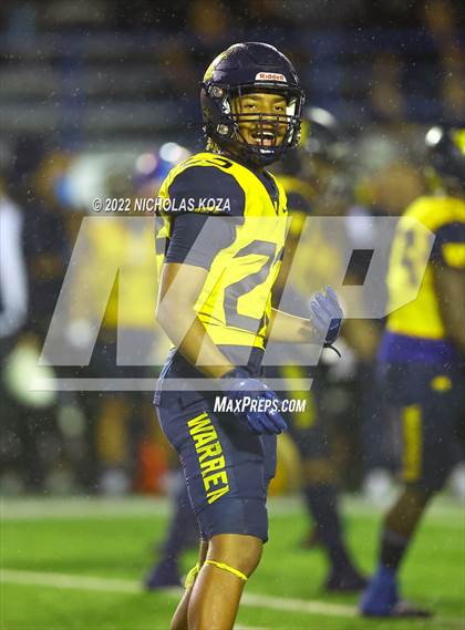 Thumbnail 2 in Warren vs. Serra photogallery.