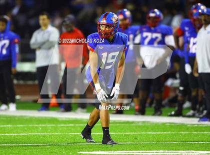 Thumbnail 2 in Warren vs. Serra photogallery.