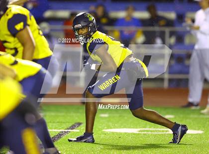 Thumbnail 2 in Warren vs. Serra photogallery.