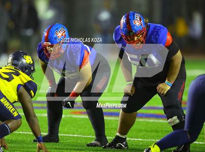 Thumbnail 2 in Warren vs. Serra photogallery.