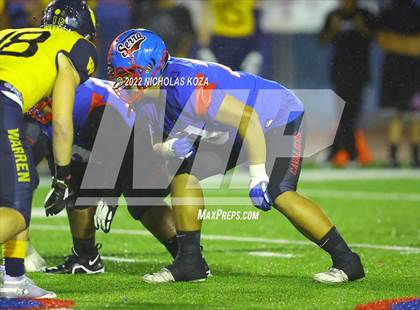 Thumbnail 3 in Warren vs. Serra photogallery.
