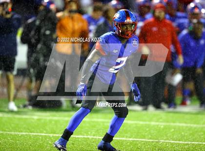 Thumbnail 1 in Warren vs. Serra photogallery.