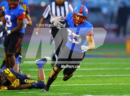 Thumbnail 3 in Warren vs. Serra photogallery.