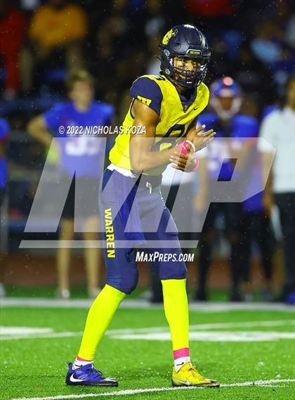 Thumbnail 1 in Warren vs. Serra photogallery.