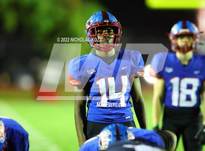 Thumbnail 2 in Warren vs. Serra photogallery.