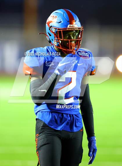 Thumbnail 2 in Warren vs. Serra photogallery.