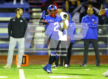 Thumbnail 3 in Warren vs. Serra photogallery.