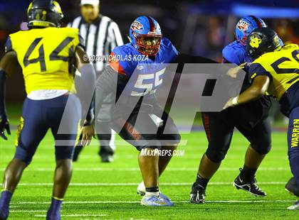 Thumbnail 1 in Warren vs. Serra photogallery.