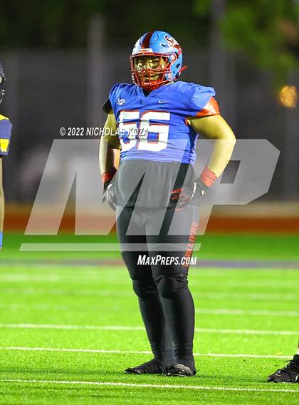Thumbnail 1 in Warren vs. Serra photogallery.