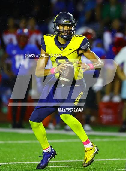 Thumbnail 2 in Warren vs. Serra photogallery.