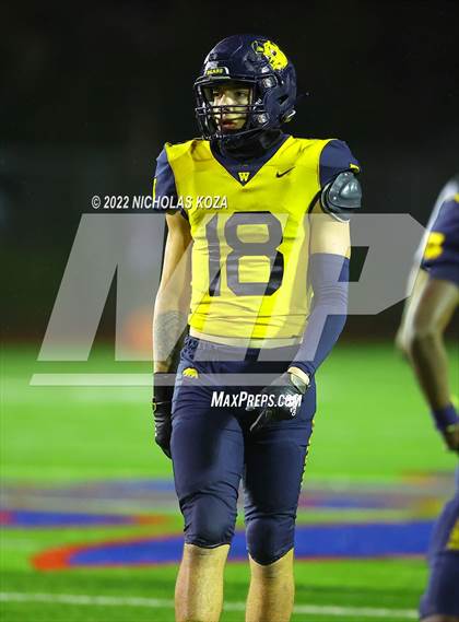 Thumbnail 3 in Warren vs. Serra photogallery.