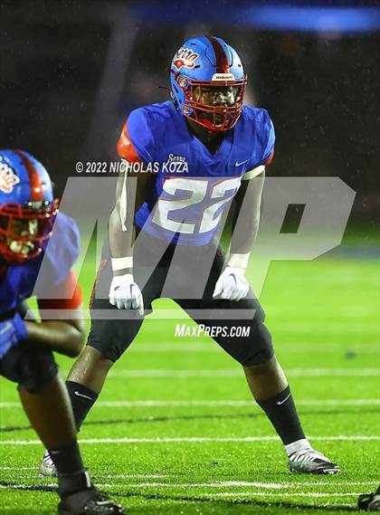 Thumbnail 1 in Warren vs. Serra photogallery.