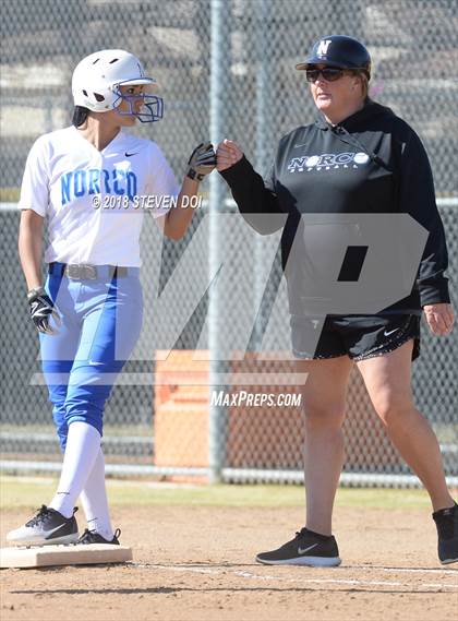 Thumbnail 2 in Norco vs. Oak Hills (Dana Housley Memorial Tournament) photogallery.