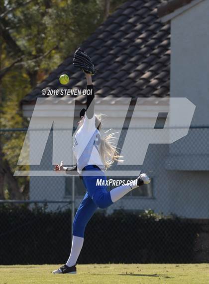 Thumbnail 3 in Norco vs. Oak Hills (Dana Housley Memorial Tournament) photogallery.
