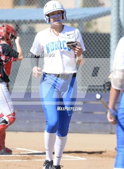 Thumbnail 2 in Norco vs. Oak Hills (Dana Housley Memorial Tournament) photogallery.
