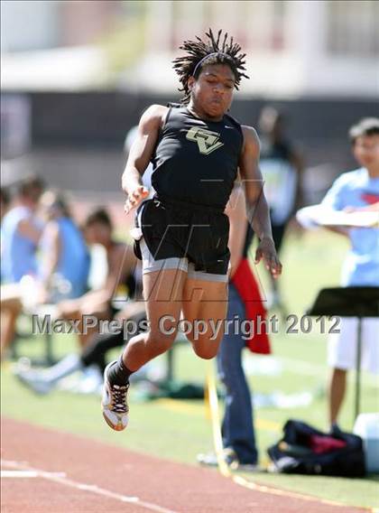 Thumbnail 2 in 45th Arcadia Invitational (Boys Field Events) photogallery.
