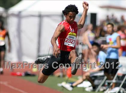 Thumbnail 2 in 45th Arcadia Invitational (Boys Field Events) photogallery.