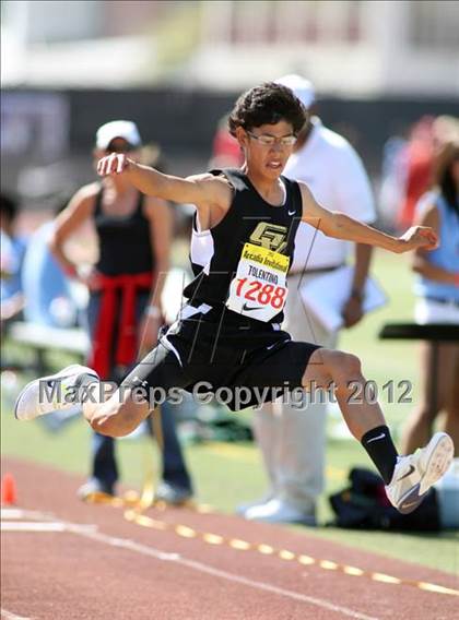 Thumbnail 1 in 45th Arcadia Invitational (Boys Field Events) photogallery.