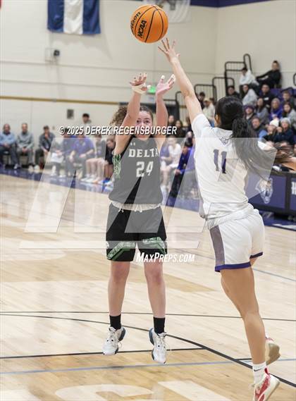 Thumbnail 1 in Holy Family vs Delta (Holy Family Tournament) photogallery.