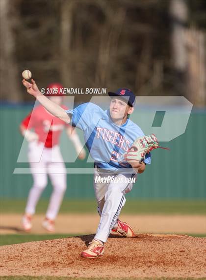 Thumbnail 1 in Lafayette vs South Panola (Water Valley Jamboree) photogallery.