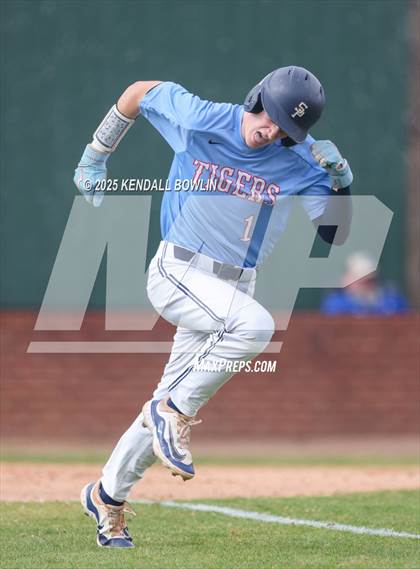 Thumbnail 1 in Lafayette vs South Panola (Water Valley Jamboree) photogallery.